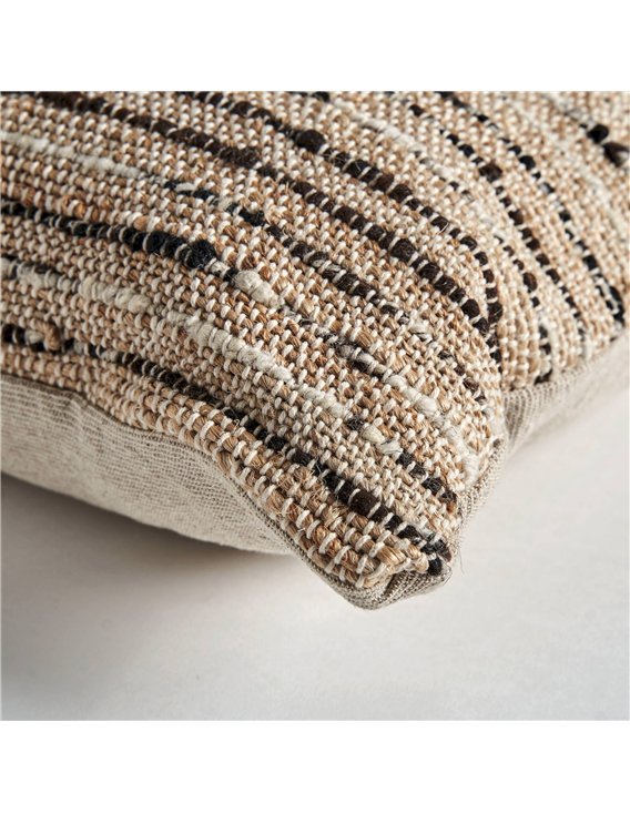 ambiance chaleureuse coussin boho tons naturels Vical