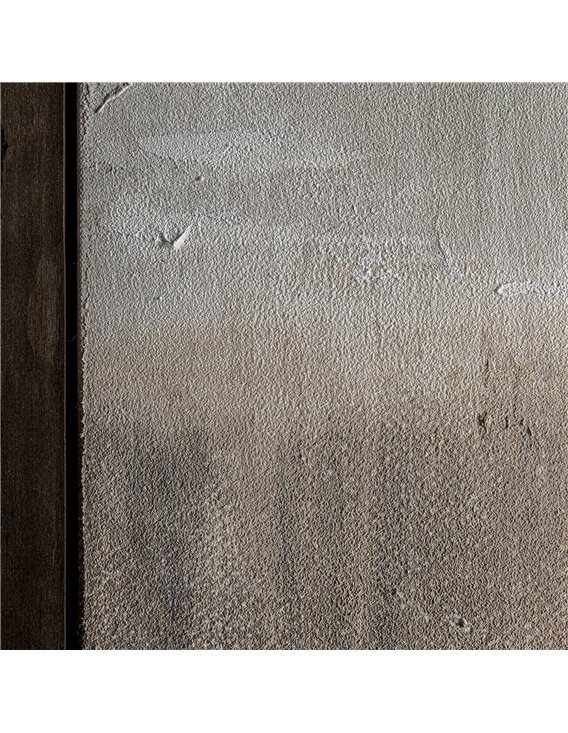 œuvre contemporaine marron en bois de pin ambiance chaleureuse