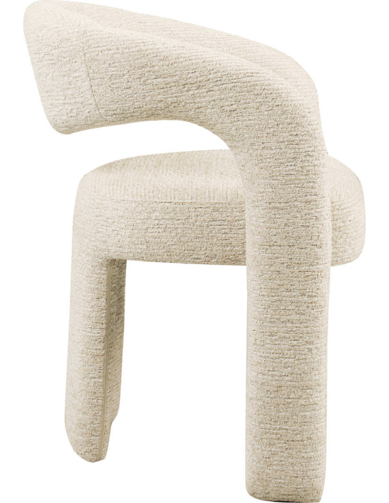 Chaise beige avec assise confortable