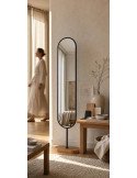 Miroir sur pied ovale en bois et métal