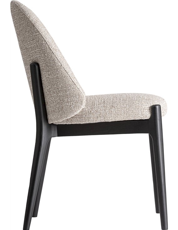 Chaise beige et noire vue de profil, dossier galbé
