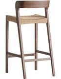 Tabouret de bar en chêne et fibre vu de dos, pieds légèrement écartés