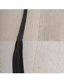 Toile texturée avec cadre en bois noir
