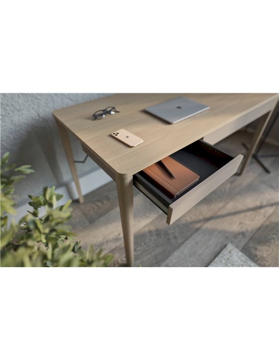 Bureau avec façades beiges et pieds bois