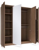 Grande armoire de chambre avec éclairage intégré