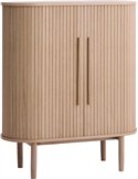 Commode haute rainurée en bois clair, vue de côté et de face