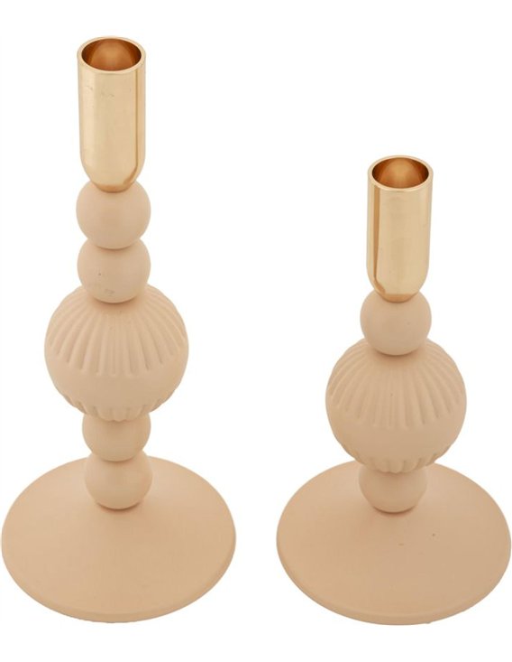 Bougeoirs beige rosé vus de face sur fond blanc, base ronde