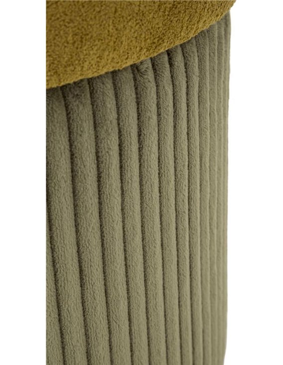 Détail du tissu côtelé vert olive du pouf coffre