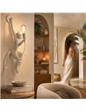 Luminaire mural sculptural en forme de singe