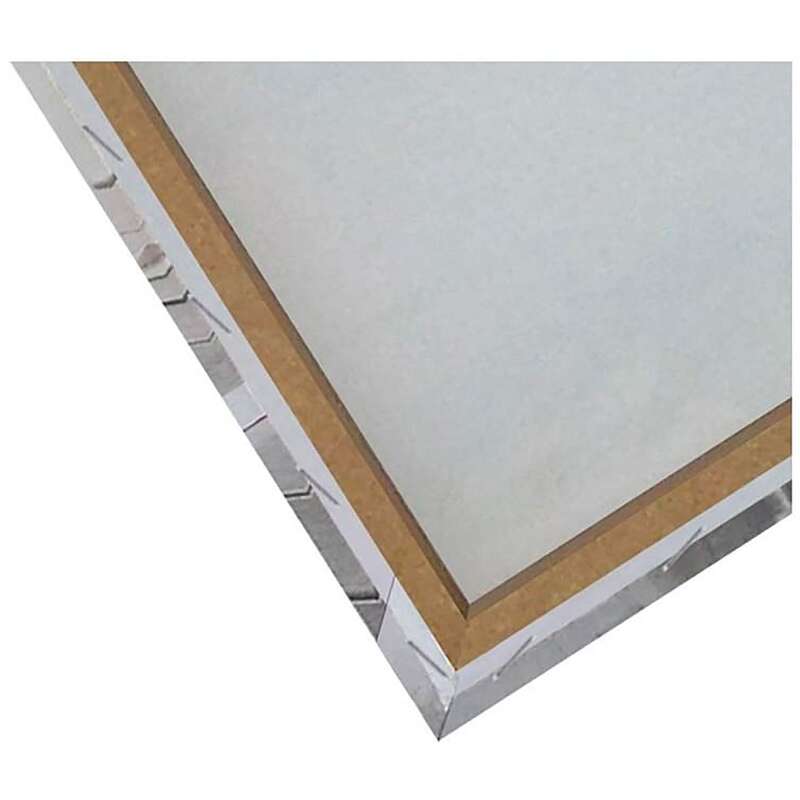 Vue rapprochée du dos du tableau, montrant le châssis et la toile au verso