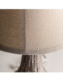 Abat-jour beige en jute vu de près, tissage et texture de la toile