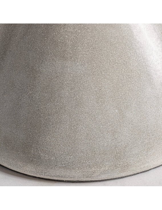 Élégance et style table bar ciment gris