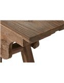 Banc pratique en bois pour se déchausser